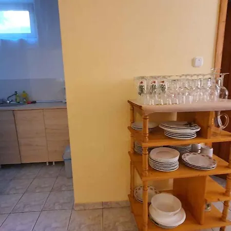 Two-bedroom Near 3 דירה