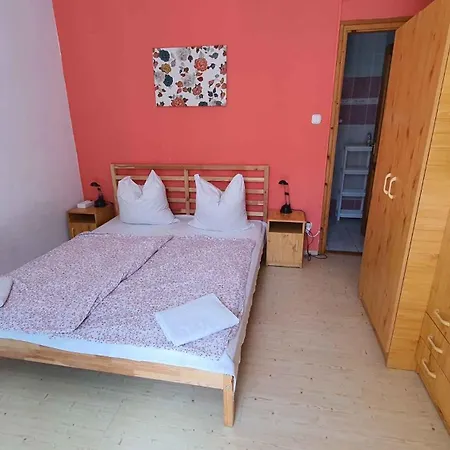 Lägenhet Two-bedroom Near 3 Siófok
