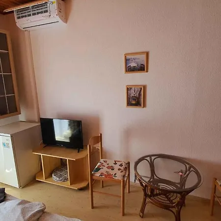 Lägenhet Two-bedroom Near 3