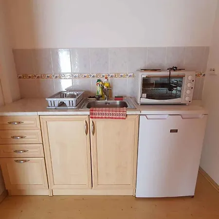 Two-bedroom Near 3