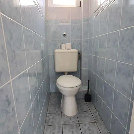 Two-bedroom Near 3 Lägenhet Siófok